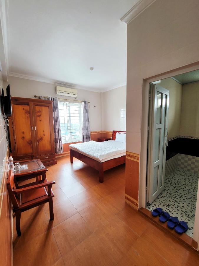 Phu Quy Hotel Ха Тинх Екстериор снимка